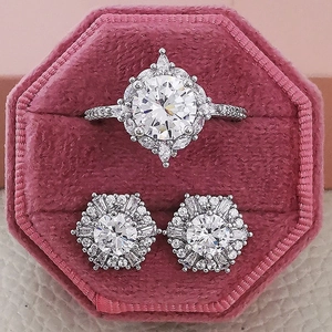 Luxus Schmuckset Silber mit Markis-Schliff Steinen in rosa Samt-Schmuckbox