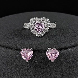 Ensemble de Bijoux Coeur Rose en Cuivre Élégant pour Femmes Bague et Boucles d'Oreilles Coeur avec Strass Cadeau Saint Valentin