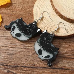 Punk Gothic Ohrringe mit schwarzer Katze und Totenkopf Pentagramm Anhänger für Halloween