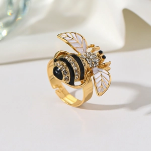 Vintage gouden bijenring met emaille details en kristallen, verstelbaar ontwerp