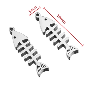 DIY stainless steel fish bone pendants measuring 19mm x 5mm for jewelry making