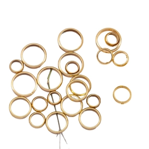 Polierte goldene Edelstahl-Ringverbinder mit zwei Löchern für DIY-Schmuckherstellung