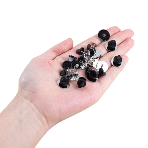 Set di chiusure per spille in gomma nera e basi in metallo argento per il fai da te