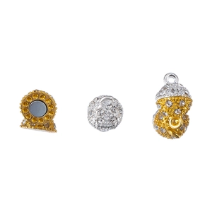 Fermoir magnétique cœur et breloques boules en strass pour la création de bijoux
