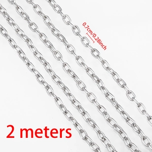 Detailed macro view of 0.7cm silver embossed aluminum chains for DIY jewelry making