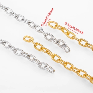 Aluminum cross-embossed accessory chains in gold and silver showing dimensions 4x7mm