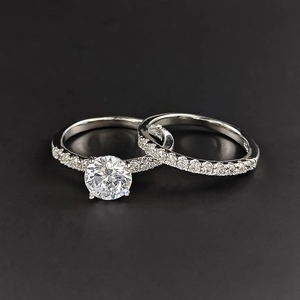 Ensemble de bagues de couple de luxe en argent S925 avec zircon rond et diamants sertis