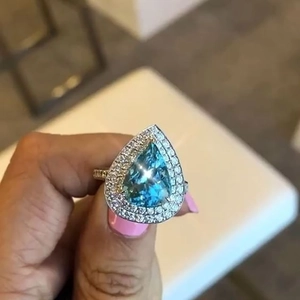 Luxury Copper Pear Cut Blue Topaz Double Halo Ring Sparkling Zirconia Teardrop Finger Ring For Wedding Party Women Jewelry
