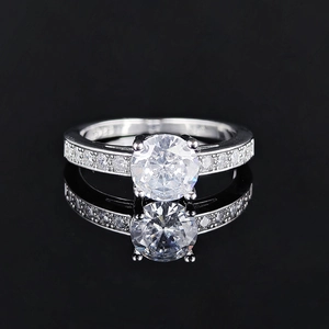 Exquisite Copper Round Brilliant Cut Zirconia Ring Light Luxury Fashion Inlaid Pave Rhinestone Band Finger Ring Women Jewelry