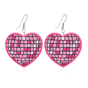 Orecchini a forma di cuore con motivo a scacchi retrò colorato e finitura glitterata rosa