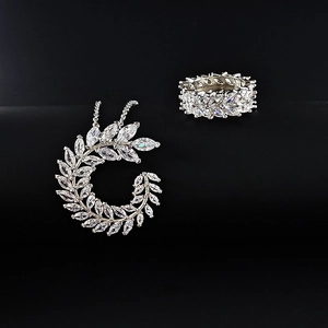 Luxuriöses Kupfer Zirkonia Schmuckset Für Damen Elegante Marquise Schliff Blatt Anhänger Halskette Und Ring Mode Bankett Bijoux