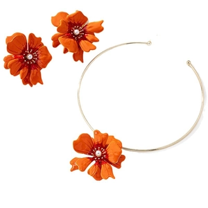 Orange flower jewelry set with gold neck collar and matching petal earrings for women