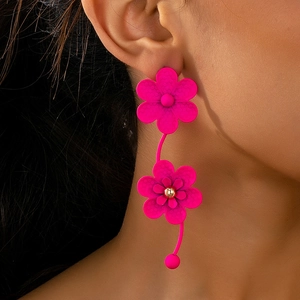 Pink oversized flower drop earrings with honeycomb texture for streetwear party style