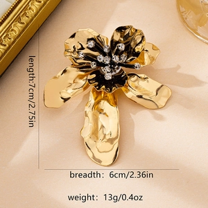 Detailed view of flower brooch with 7cm length and 6cm width size measurement display
