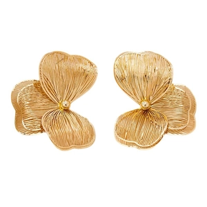 Elegante goldene Blumenstecker mit gebürsteter Textur in einem minimalistischen Design