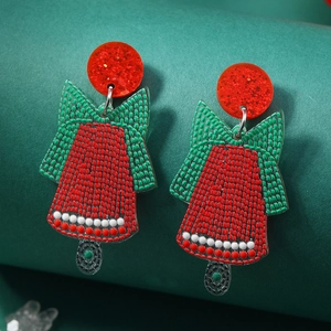 Weihnachtliche Ohrringe aus Acryl mit Perlenstickerei in Rot und Grün für Damen