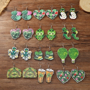 Orecchini Pendenti in Legno per San Patrizio Trifoglio Cuore Gufo Pinguino Polpo Modelli di Libri Gioielli Festivi per Donna
