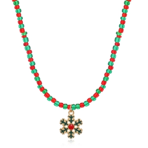 Kerstketting met rode groene kralen en gouden sneeuwvlok hanger voor vakantiecadeaus