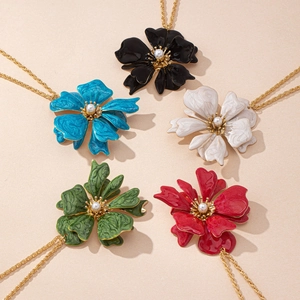 Colliers fleurs émaillées vintage de style français avec perles en cinq couleurs