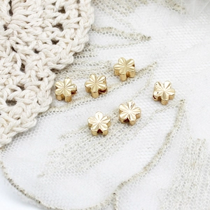 18k gold-plated sun flower spacer beads with radial engraving for DIY jewelry crafting