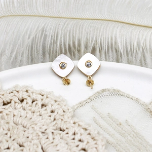 Orecchini in madreperla placcati oro 18K con zircone e perni DIY per montaggio perle