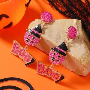 Boucles d'oreilles Halloween BOO en perles roses avec chapeau de sorcière et citrouille