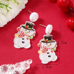 Macro shot of acrylic snowman earrings with dimensions of 4.2cm by 2.0cm for Christmas