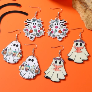 Halloween Geist Acryl Tropfen Ohrringe Lustige Cartoon Geist Lesen Buch Bubble Tea Spinne Netz Blume Ohrringe Holiday Schmuck