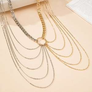 Ceinture de taille chic multi-rangs en chaînes or et argent avec glands métalliques