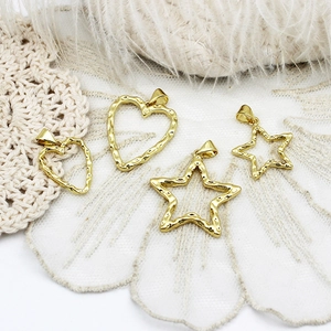 Hammered 18K gold plated heart and starfish charms for DIY jewelry making