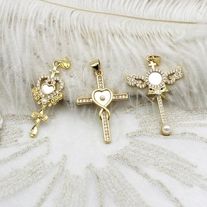 18K Vergoldeter Kupfer Kreuz Anhänger Mit Muschel Strass Künstliche Perle Inlay DIY Schmuckherstellung Zubehör Für Damen