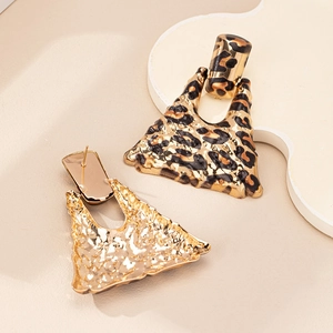 Exaggerated geometric leopard print earrings with gold hammered texture for women