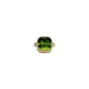 Pendentif carré en zircone vert olive plaqué or 18 carats poli avec boucles latérales