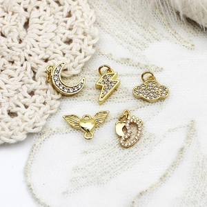 Set de pendentifs DIY plaqués or 18 carats en forme de lune, éclair et cœur