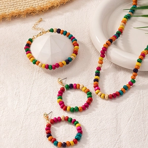 Handgefertigtes buntes Holzperlen Schmuckset mit Kette Armband und Creolen