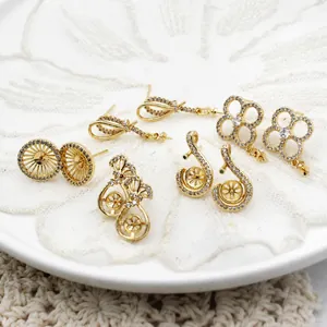Perno in Argento Sterling 925 Rame Placcato Oro 18K Strass Componenti per Orecchini DIY Quadrifoglio Sacchetto di Soldi