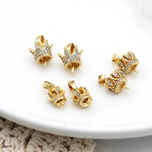 Ciondolo a Corona in Rame Placcato Oro 18K Supporto per Künstliche Perle con Micro Zirconia per Fai da Te Gioielli Collana Bracciale
