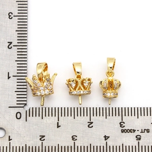 Pendenti a corona placcati oro 18K con micro-pave di zirconi per gioielli con perle