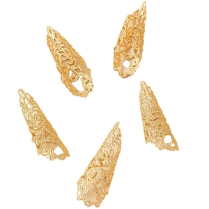 Lot de 5 bagues griffes dorées ajourées pour décoration d'ongles et style punk chic