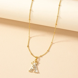 Luxury Alloy Gold Plated Crown Letter Pendant Necklace For Women Full Rhinestone Alphabet Clavicle Chain Fashion Jewelry Gift