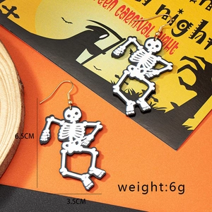 Orecchini pendenti a scheletro per Halloween con dimensioni 6,5 cm di lunghezza e 3,5 cm