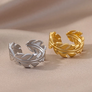 Bagues ouvertes réglables en forme de feuille, finitions or et argent avec texture de nervure