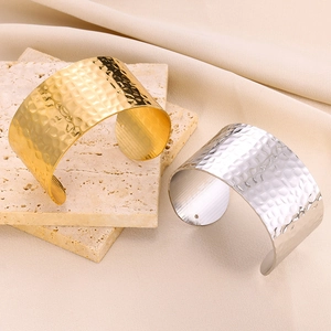 Wide Hammered Cuff Bracelet Stainless Steel Gold Silver Adjustable Open Bangle For Women Fashion Jewelry Elegant Gift