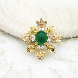 Eleganter Brosche-Pin aus 18K Gold mit Smaragd-Zirkon für Vintage-Anzüge und Kleider