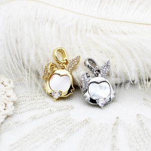 Mikro-besetzter Kaninchen-Anhänger aus Muschel, 18K Gold und Silber beschichtet