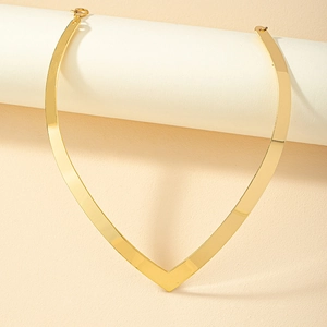 Chique gouden V-vormige metalen choker ketting met gepolijste spiegelglans en slangenketting