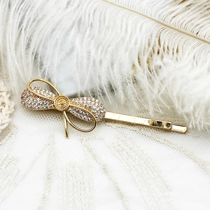 Barrette à cheveux élégante dorée 18 carats avec cristaux micro-pavés pour femmes