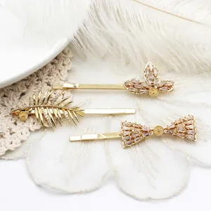 Pince à Cheveux Élégante en Cuivre Plaqué Or 18K Avec Zirconia Nœud Feuille Fleur Épingle à Cheveux Décorative pour Femme Accessoires de Mode
