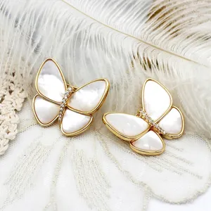 Elegant 18K Gold Plated Copper Butterfly Brooch With White Mother Of Artificial Pearl And Zirconia For Women Wedding Party Accessory