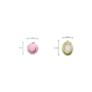 Gold-plated 18K sun heart locket and portrait pendant with size specifications